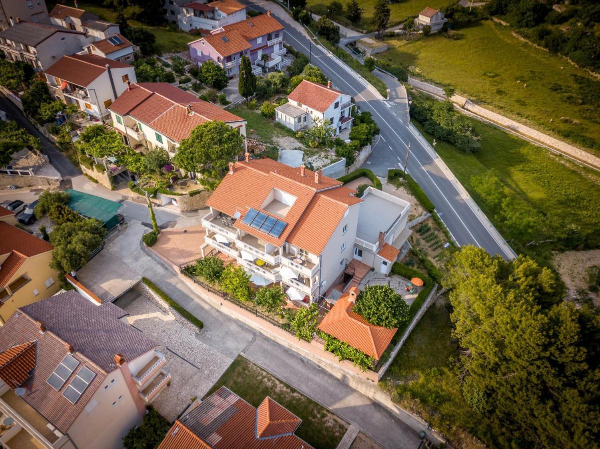 Katarina Apartments Раб Экстерьер фото